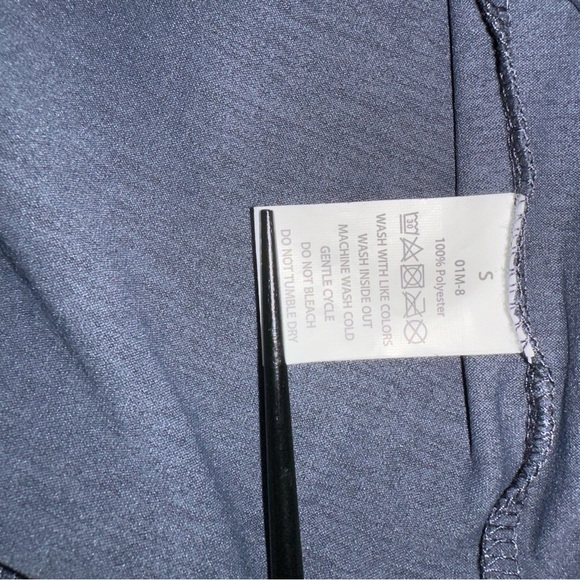 Schnauzer Mama Graphic T-Shirt - Picture 5 of 6